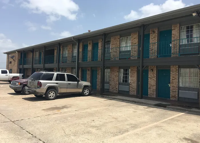 Chaparral Motel